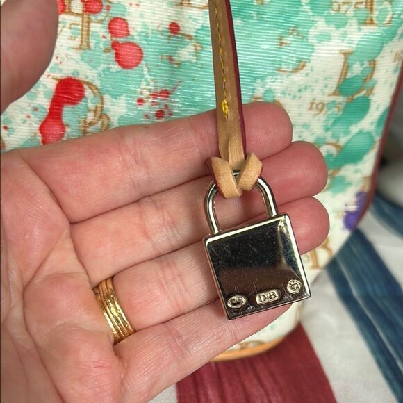 Dooney & Bourke Colorful paint splatter with logo Women's Bag small - Picture 3 of 12